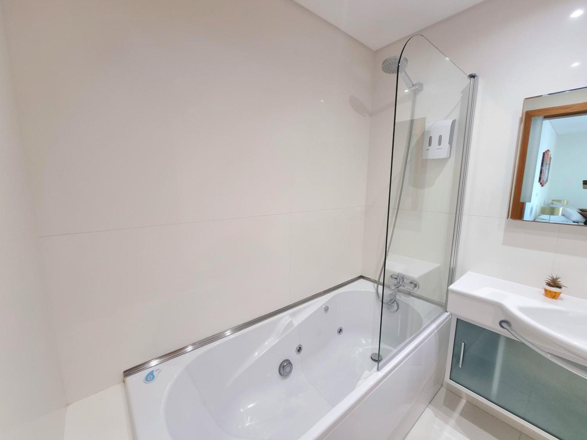 Big Apartment With Ocean Views, Ideal For Groups Funchal (Madeira) Exterior photo